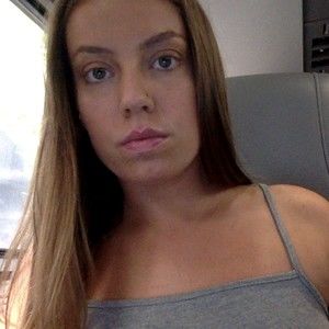 Meet your Posher, Emanuelle